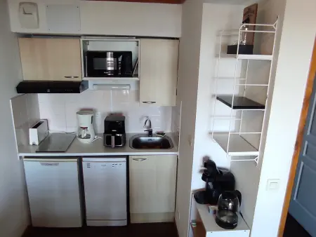 Appartement cosy avec piscine privée et parking à Super-Besse - Photo 9