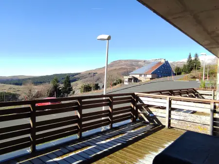 Appartement cosy avec piscine privée et parking à Super-Besse - Photo 24