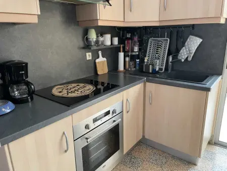 Maisonette plain-pied avec cour fermée, proche plage et commerces - Photo 2