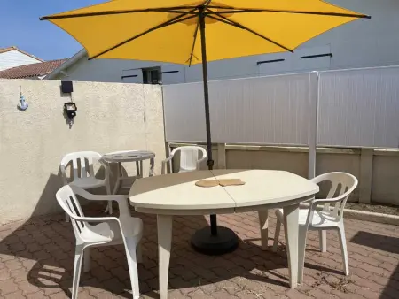 Maisonette plain-pied avec cour fermée, proche plage et commerces - Photo 11