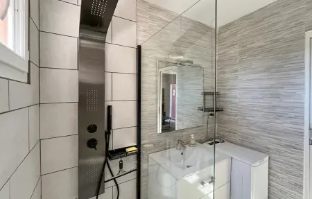 MAISON AVEC PISCINE 1, Maison 6 personnes à Peymeinade - Photo 18