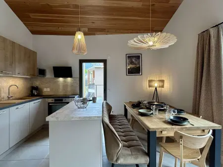 Appartement neuf 4 pièces pour 6 personnes avec terrasse à Briançon - Photo 1
