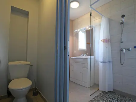 Maison moderne en bois avec vue mer, proche plage, internet et jardin privé clos - Photo 21