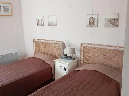 Maison de campagne avec jardin et cheminée près de la mer - Photo 11