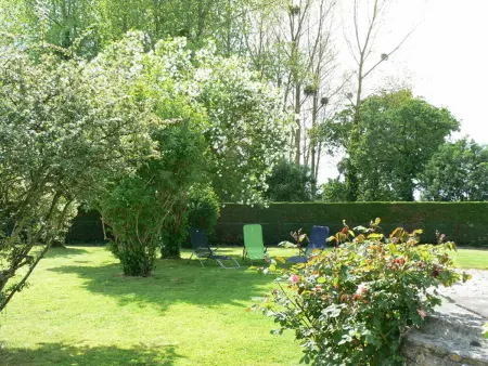 Maison de campagne avec jardin et cheminée près de la mer - Photo 12