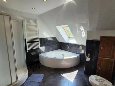 Grande maison familiale avec piscine privée, animaux acceptés - Photo 10