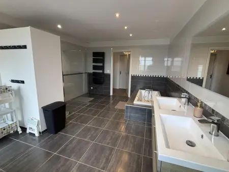 Gîte familial à Bressolles avec piscine privée et animaux acceptés - Photo 31