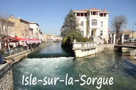 Appartement à L'Isle-sur-la-Sorgue avec vue sur la ville - Photo 3