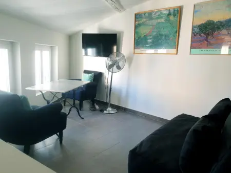 Appartement à L'Isle-sur-la-Sorgue avec vue sur la ville - Photo 12