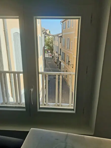 Appartement à L'Isle-sur-la-Sorgue avec vue sur la ville - Photo 25