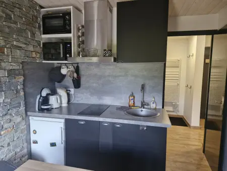Studio rénové pour 4 au pied de la piste de luge - Photo 7
