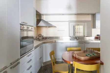 MI LAZZARO PALAZZI, Appartement chic dans le centre de Milan - Photo 1