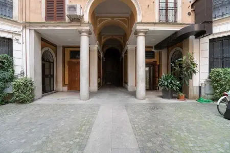 MI LAZZARO PALAZZI, Appartement chic dans le centre de Milan - Photo 3