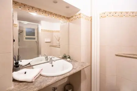 MI LAZZARO PALAZZI, Appartement chic dans le centre de Milan - Photo 16