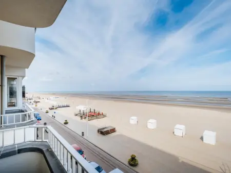 Nepto troisième, Appartement spacieux avec vue sur la mer - Photo 2