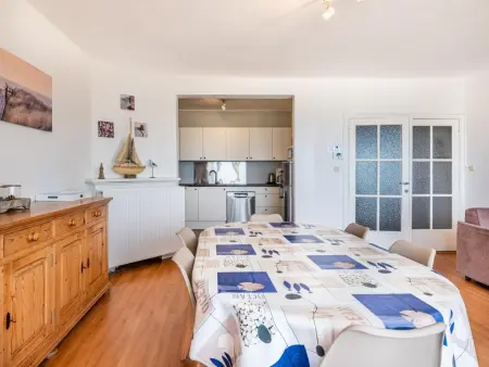 Nepto troisième, Appartement spacieux avec vue sur la mer - Photo 10