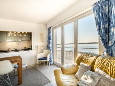 Neva cinq, Appartement basique avec vue sur mer imprenable - Photo 6