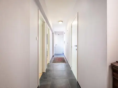 Neva troisième, Appartement rénové avec vue sur la mer - Photo 12