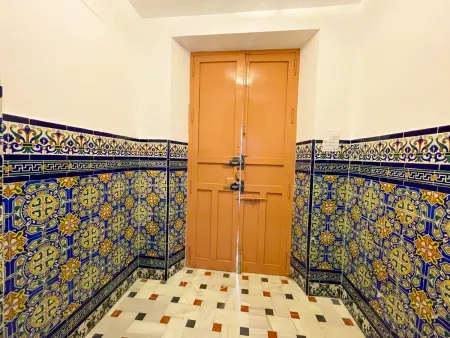 Maison Sévillane Authentique avec Terrasse et Cuisine Équipée - Photo 23