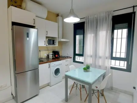 Studio paisible pour couples au cœur de Séville - Photo 5