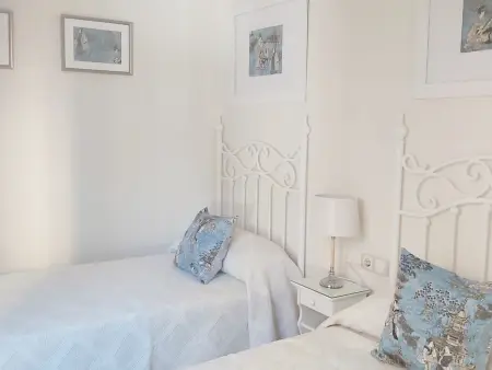 Maison centrale et lumineuse, idéale pour familles - Photo 1