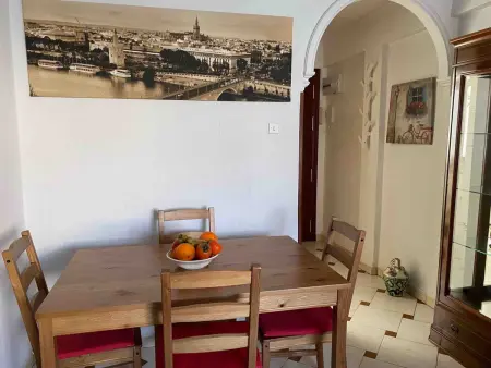 Appartement traditionnel à Triana, climatisé, proche centre historique - Photo 2