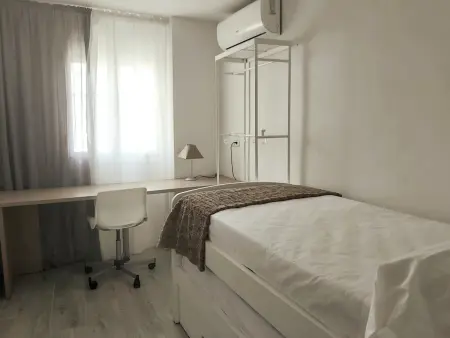 Appartement spacieux à Triana, Séville - 3 chambres, calme et authentique - Photo 8
