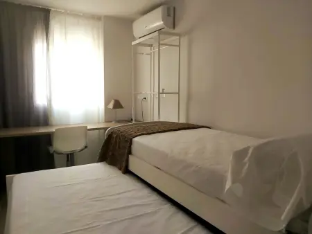 Appartement spacieux à Triana, Séville - 3 chambres, calme et authentique - Photo 9