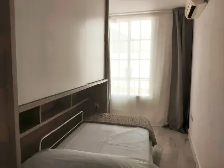 Appartement spacieux à Triana, Séville - 3 chambres, calme et authentique - Photo 12