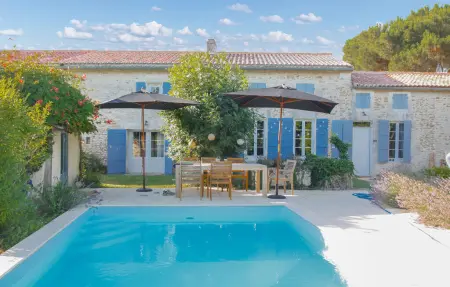 Luxueuse maison avec piscine, Maison 10 personnes à Cravans - Photo 10