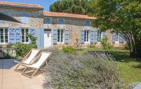 Luxueuse maison avec piscine, Maison 10 personnes à Cravans - Photo 12