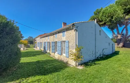 Luxueuse maison avec piscine, Maison 10 personnes à Cravans - Photo 15