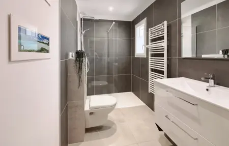 Maison piscine Nîmes, Maison 6 personnes à Nîmes - Photo 13