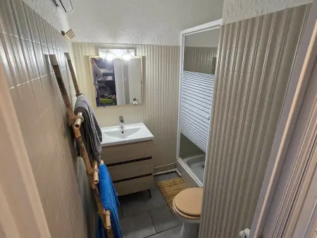 Charmant appartement rénové à Pra-Loup 1500, balcon vue montagne, 4 pers - Photo 4