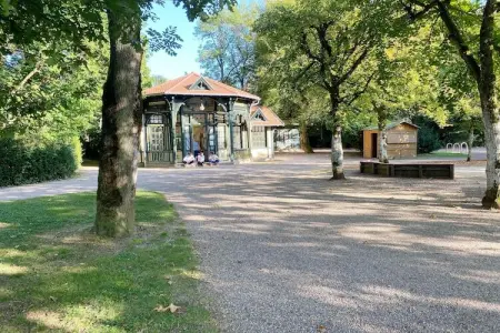Duplex Vittel, Séjour de charme au cœur de Vittel - Photo 15