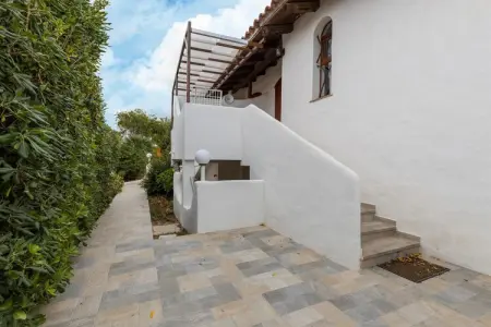 VILLA PAVONCELLA, Maison de vacances avec jardin, près de la mer - Photo 18