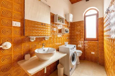 VILLA PAVONCELLA, Maison de vacances avec jardin, près de la mer - Photo 36