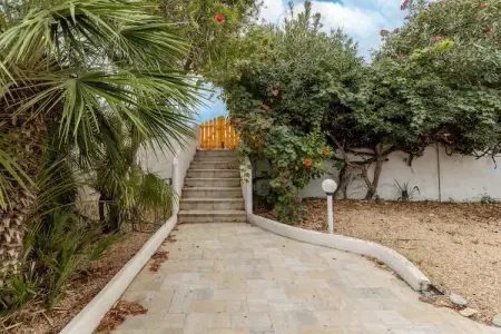 VILLA PAVONCELLA, Maison de vacances avec jardin, près de la mer - Photo 38