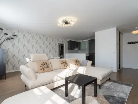 Appartement moderne et spacieux  3 chambres + parking - Photo 2