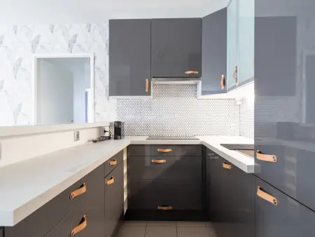 Appartement moderne et spacieux  3 chambres + parking - Photo 11