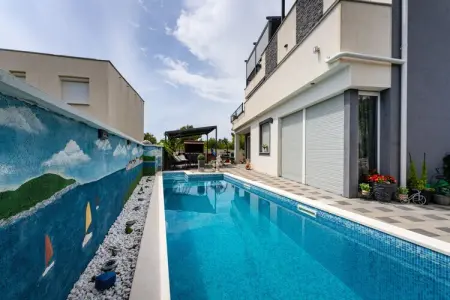 Apartment Nikita with private pool, Appartement avec piscine près la plage de Zaboric - Photo 1