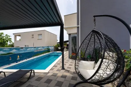 Apartment Nikita with private pool, Appartement avec piscine près la plage de Zaboric - Photo 15