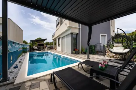 Apartment Nikita with private pool, Appartement avec piscine près la plage de Zaboric - Photo 16