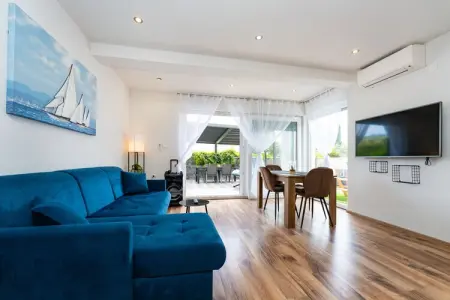 Apartment Nikita with private pool, Appartement avec piscine près la plage de Zaboric - Photo 18