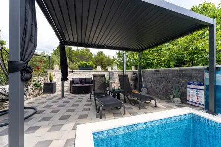 Apartment Nikita with private pool, Appartement avec piscine près la plage de Zaboric - Photo 36