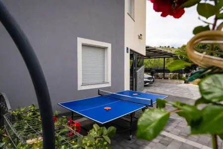 Apartment Nikita with private pool, Appartement avec piscine près la plage de Zaboric - Photo 39
