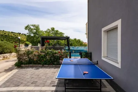 Apartment Nikita with private pool, Appartement avec piscine près la plage de Zaboric - Photo 40