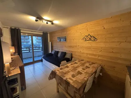 Appartement moderne 2 pièces au pied des pistes à Auris en Oisans - Photo 2