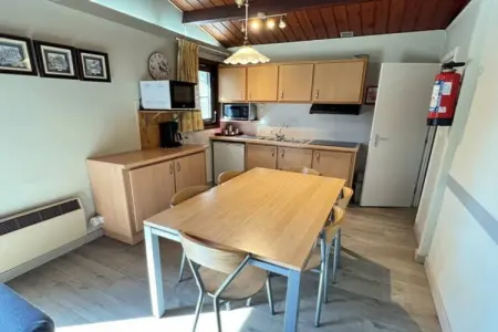 LIJSTERNEST, Maison de vacances confortable à Oignies - Photo 10