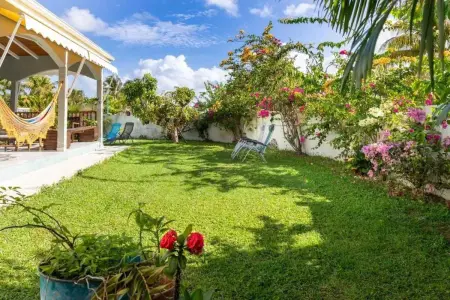Maison agréable avec piscine à Sainte-Rose, 140 m² - Photo 11